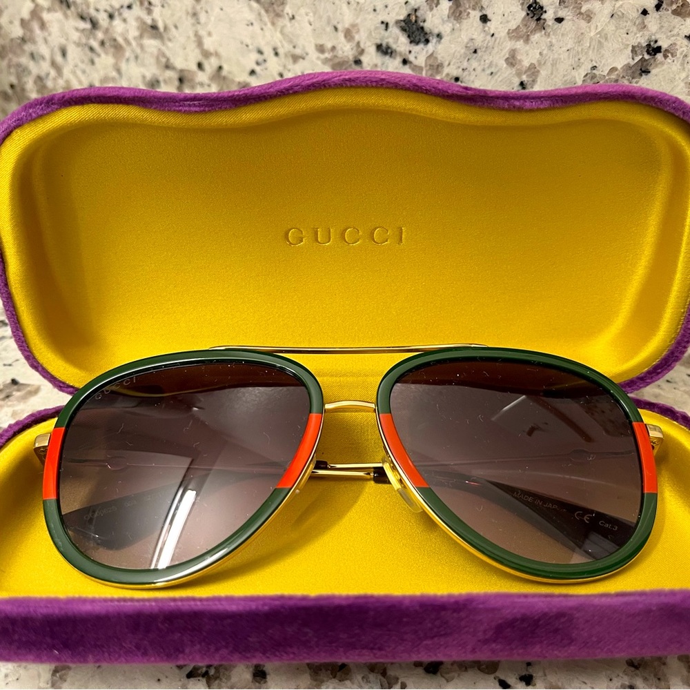 GUCCI Unisex Sunglasses